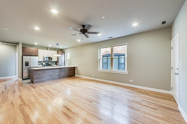 Foto del edificio - 6132 S Kimbark Ave