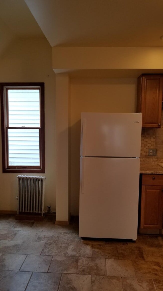 kitchen in fridge area - 903 Church St