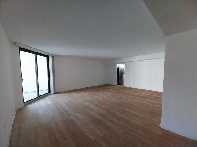 Foto del edificio - 4822 Ocean Blvd