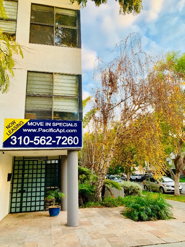 Foto principal - 1600 Camden Ave