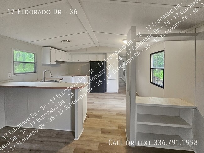 Building Photo - 17 Eldorado Dr