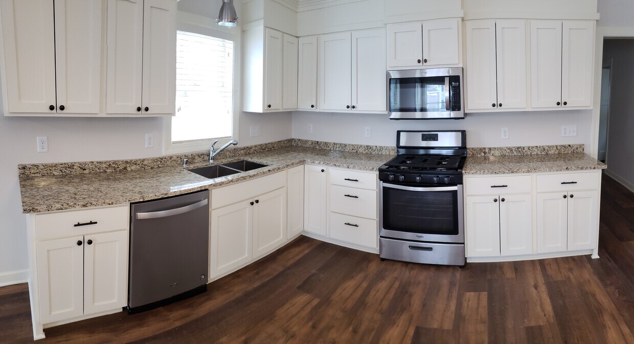 Foto principal - 4406-1 Nicollet Ave