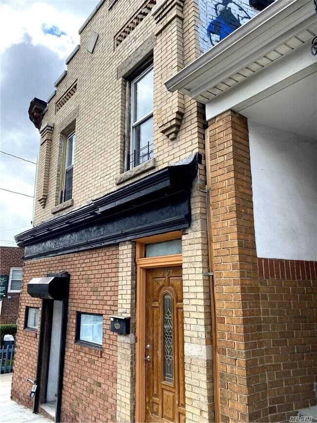 Foto del edificio - 29 Lockwood Ave
