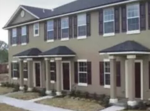 Foto principal - 2732 Hollybrook Ln