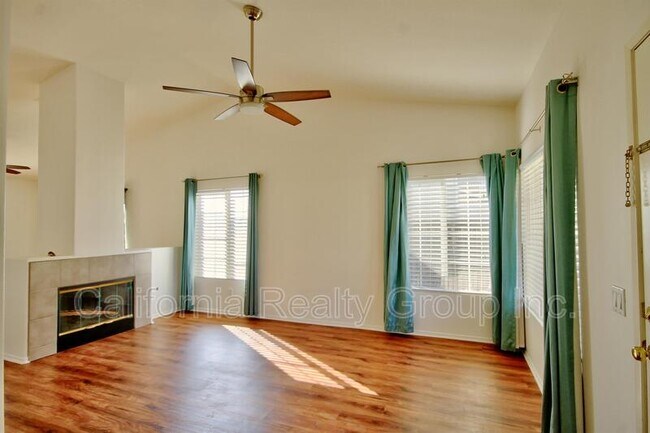 Building Photo - 26860 Redwood Cir