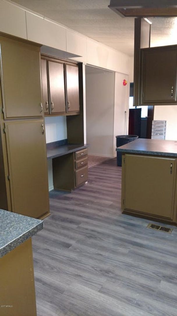 Building Photo - SHORT TERM HORSE PROPERTY RENTAL