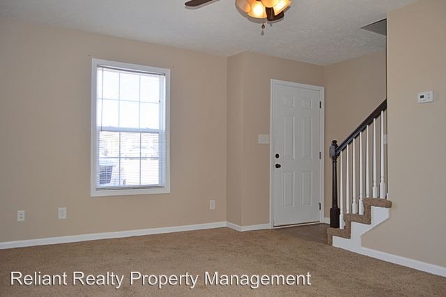 Foto del edificio - 685 Oliver Loop