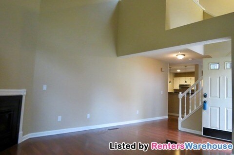 Building Photo - 2563 Bedford Ct