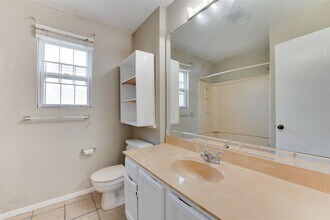 Building Photo - 13218 Avonshire Dr