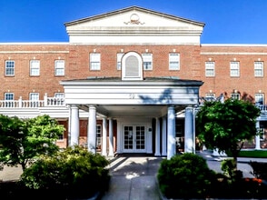 Building Photo - 59 Courtland Ave