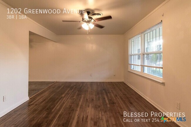 Building Photo - 1202 Greenwood Ave