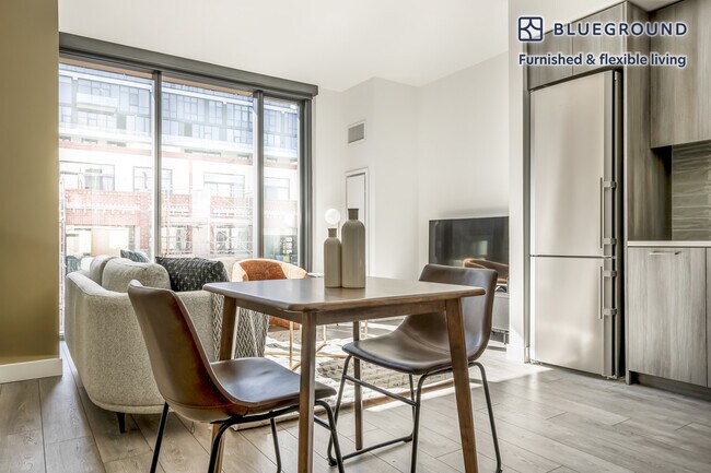 Foto del edificio - 834 W Monroe St