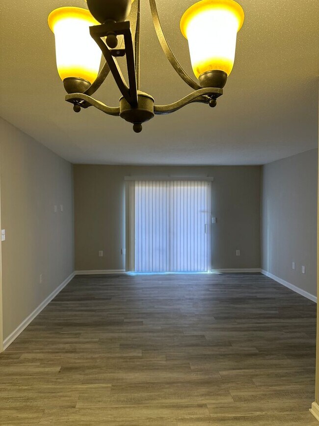 Foto del edificio - Newly remolded 1 bedroom Unit in British Woods