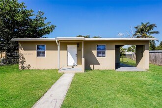 Building Photo - 1207 NW 13th Ln