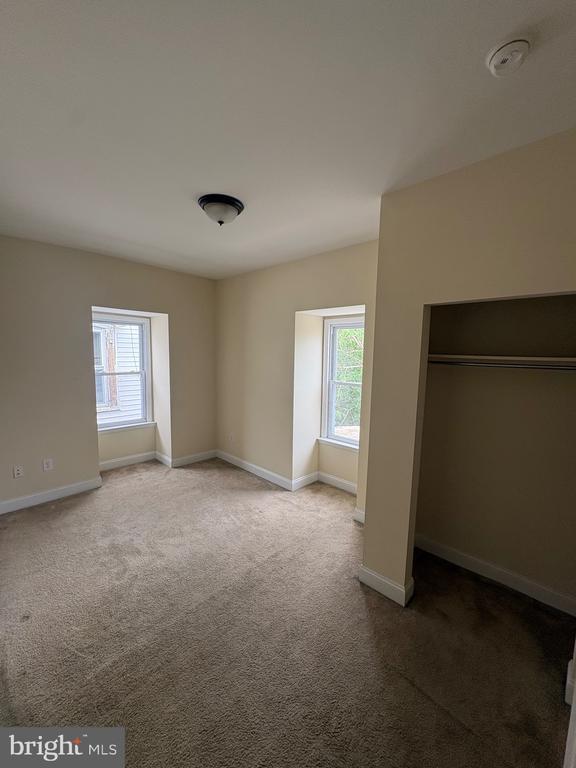 Foto del edificio - 413 N Preston St