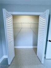 Building Photo - 4432 E Riverside Dr