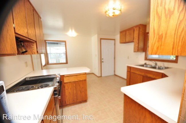 Foto del edificio - 335 W Birch Ct