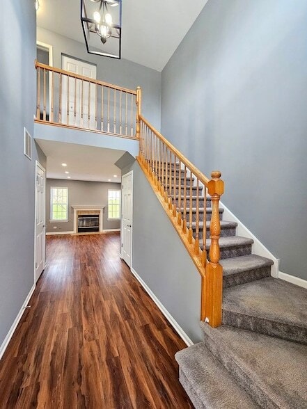 Foto del edificio - 464 Lancaster Dr