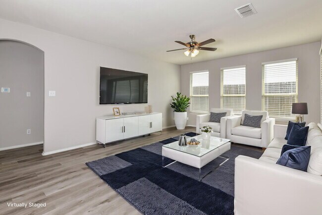 Foto del edificio - 8225 Spruce Meadows Dr