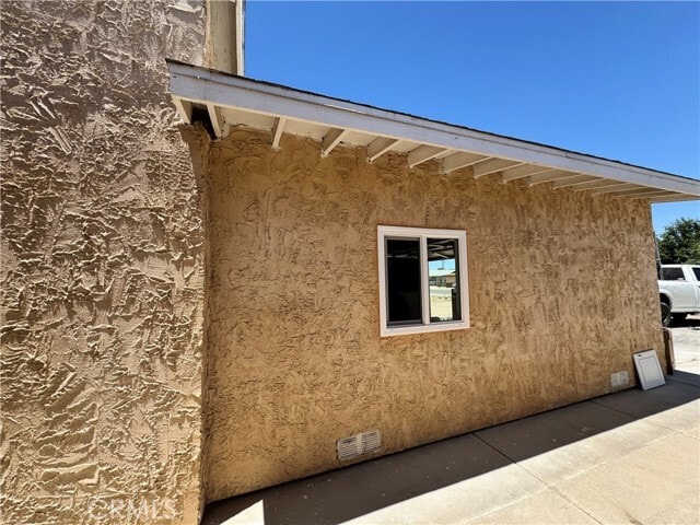 Building Photo - 16209 Juniper St
