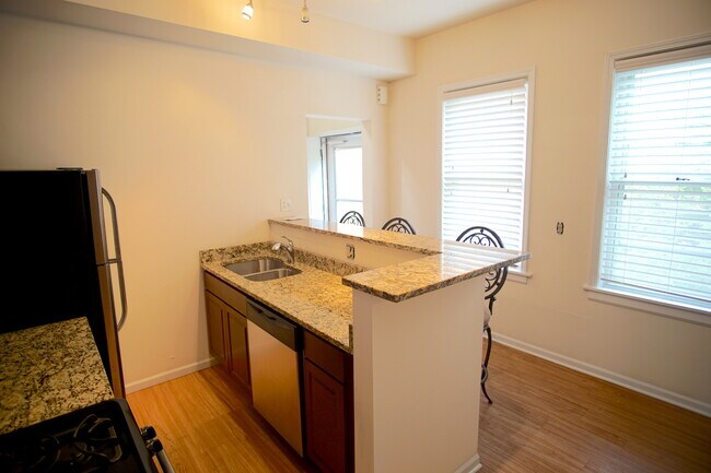 Foto del edificio - 3144 N Southport Ave
