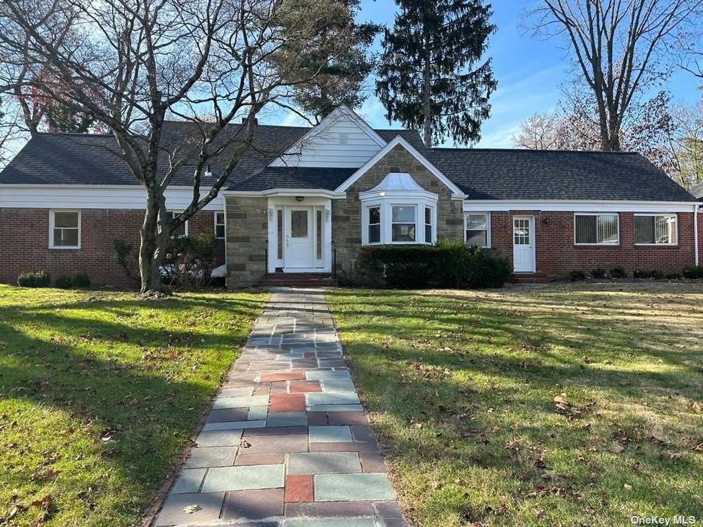 12 Locust Dr, Great Neck, NY 11021 House Rental in Great Neck, NY