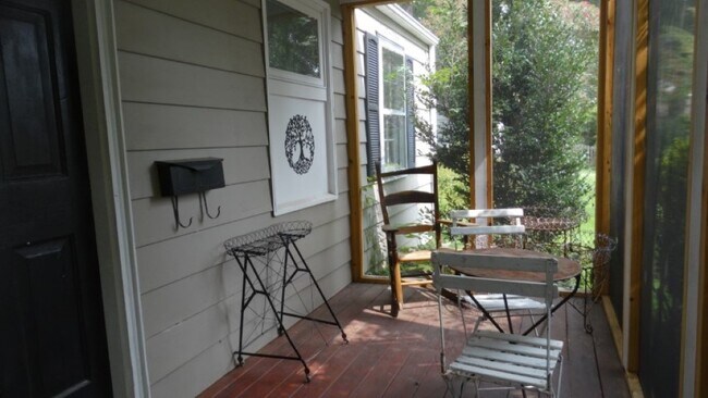 Foto del edificio - 1619 Mason Ln
