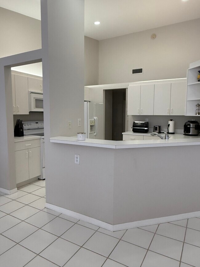 Foto del edificio - 10000 NW 43rd Terrace
