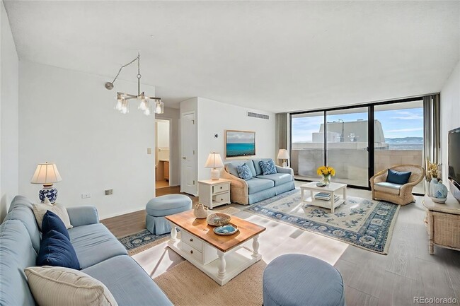 Photo - 1020 15th St Apartment