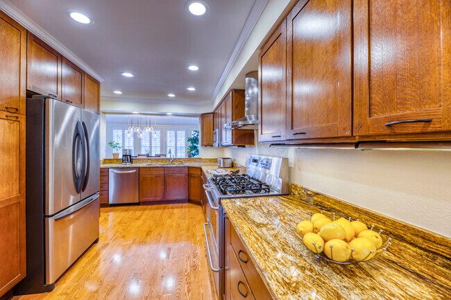 Cocina - 1518 E Nichols Cir