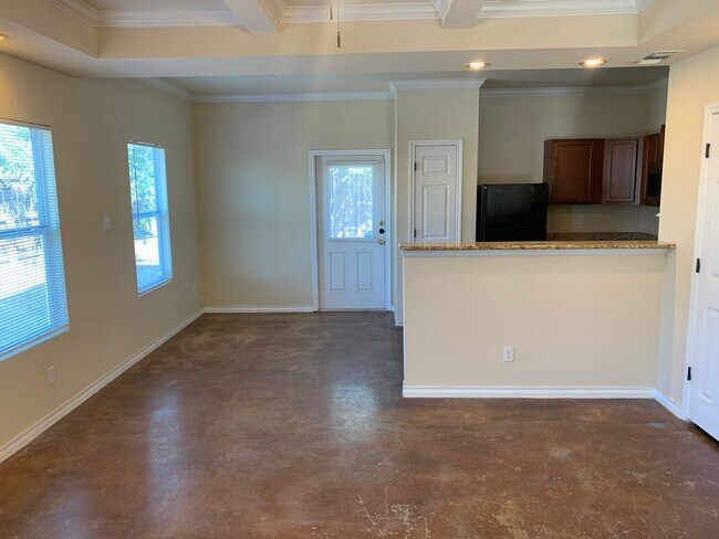 Building Photo - **APPLICATION RECEIVED** Now Available – S...