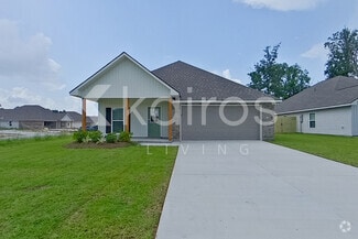 Building Photo - 13773 Willowmore Dr