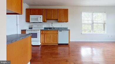 Building Photo - 4834 Penn St