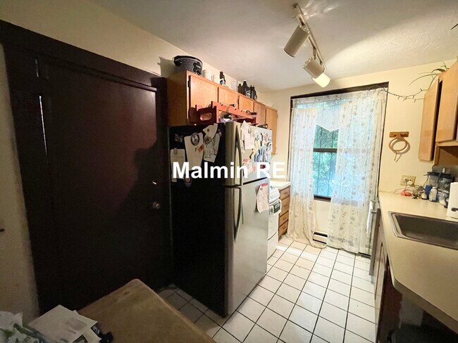 Foto del edificio - 74 Hammond St