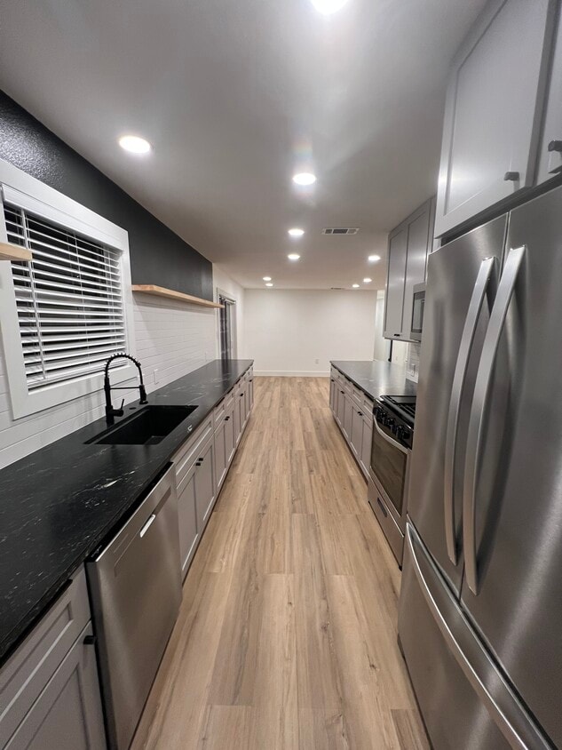 405 Wendy St, Lindale, TX 75771 House Rental in Lindale, TX