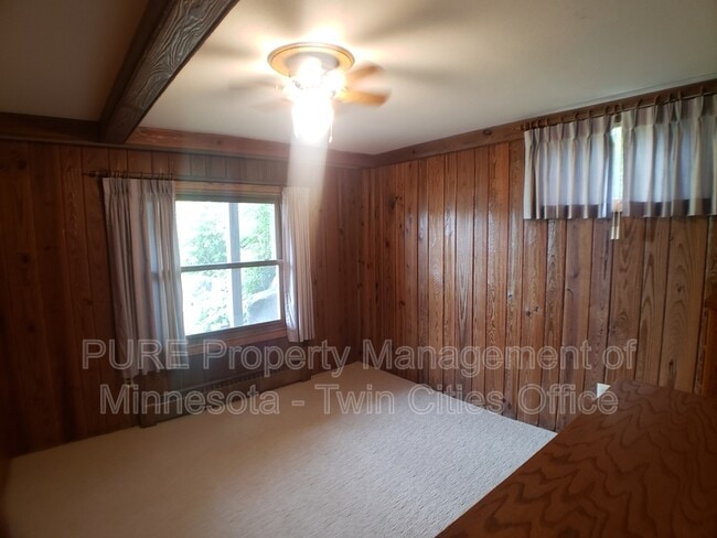 Building Photo - 8738 Lake Jane Trail N
