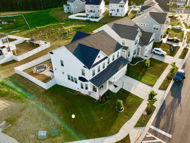 Building Photo - 11756 Ian Fleming Ln