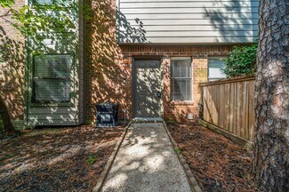 Building Photo - 30 Willowwood Cir