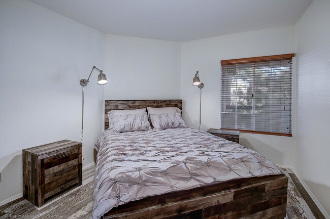 Foto del edificio - 9450 E Becker Ln