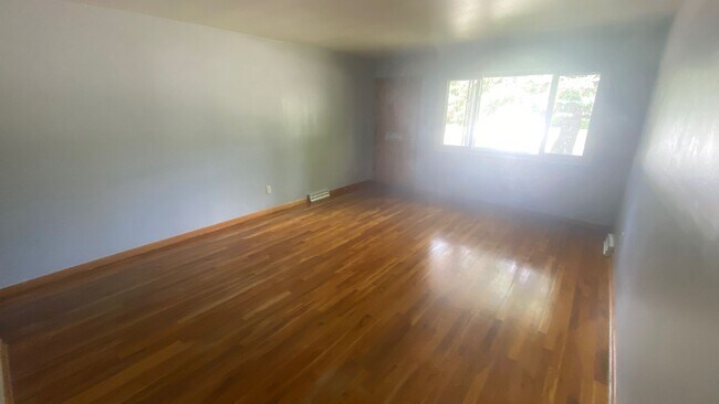 Foto del edificio - 1125 Sagecrest Dr