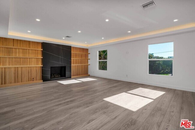 Foto del edificio - 9345 W Olympic Blvd
