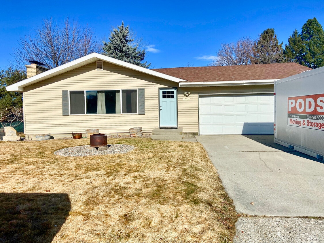 14605 E 9th Ave, Spokane Valley, WA 99037 House Rental in Spokane