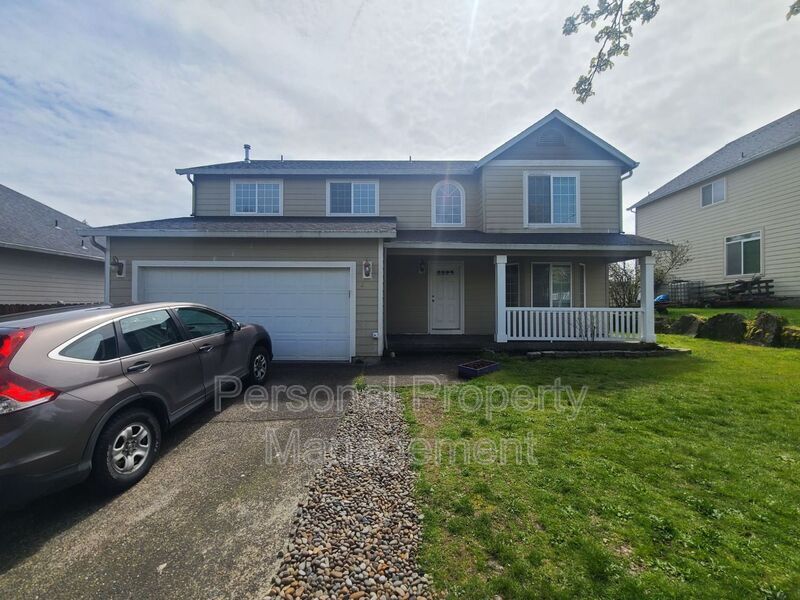 Primary Photo - 2411 N Heron Dr