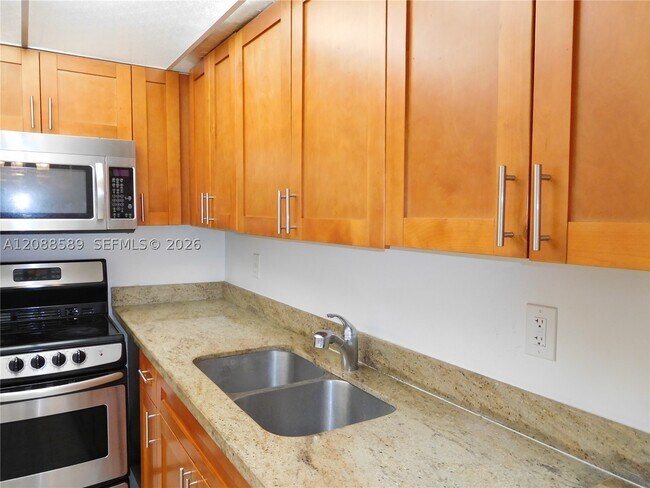 Foto del edificio - 2820 NE 201st Terrace