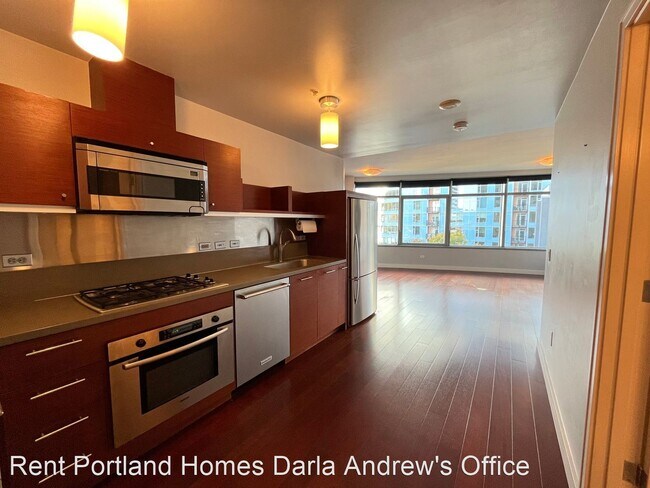 Building Photo - Studio, 1 bath House - 3601 S. River Pkwy ...