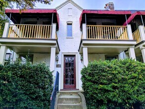 Building Photo - 3322 Ellwood Ave