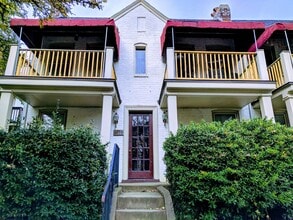 Building Photo - 3322 Ellwood Ave