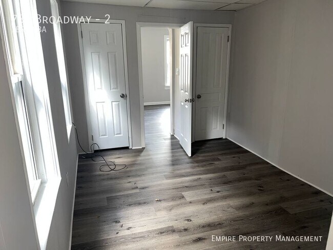 Foto del edificio - 732 Broadway-2