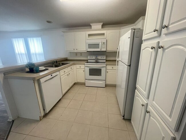 Building Photo - 20 Glen Cove Ct