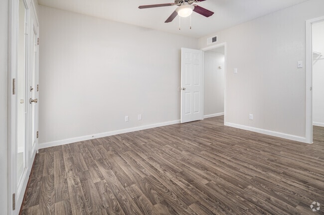 3BR, 2BA - 1256SF Bedroom 2 - Vintage at Oak Hill